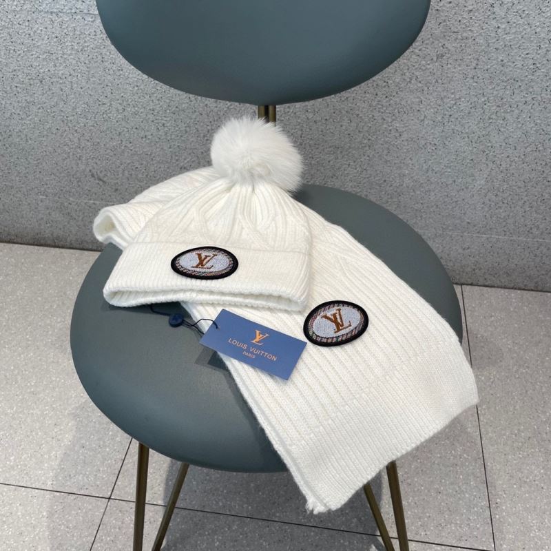 Louis Vuitton Caps Scarfs